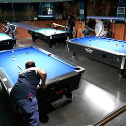 Massé Drinks & Pool