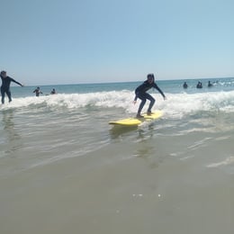 Abiud Surf