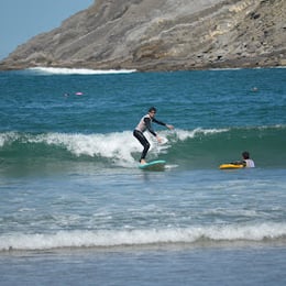BERASALUCE SURF ESKOLA