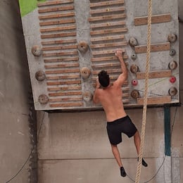 Club de escalada SDT - Rocódromo