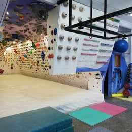 Club Deportivo Caverock - (Solo Socios!)