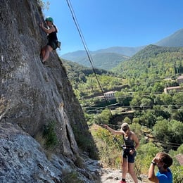 Escuela escalada Anguiano