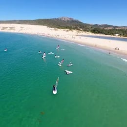 Laduna Tarifa - Windsurf & Wingfoil School