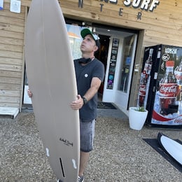 Lokal Surf Bakio