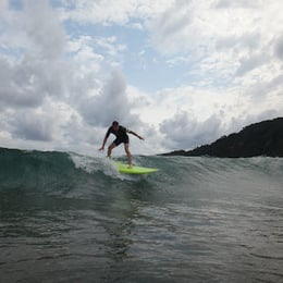 Pukas Surf Eskola