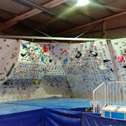 Rocodrom Boulder Balaguer / Climbing Gym Balaguer