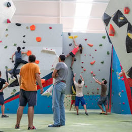 Rocódromo en Madrid ≫ The Climb ≫