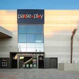 Salón de juego & Sports Bar Pause&Play