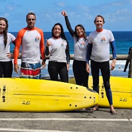 Tropical Waves Surf School