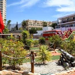 ViVO Mini Golf Treasure Island