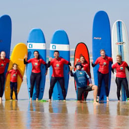 ZAHARA SURF Escuela Internacional de Surf