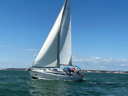 A Toda Vela - Alquiler velero en Cádiz