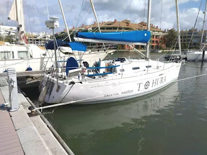 Escuela Nautica Tohura